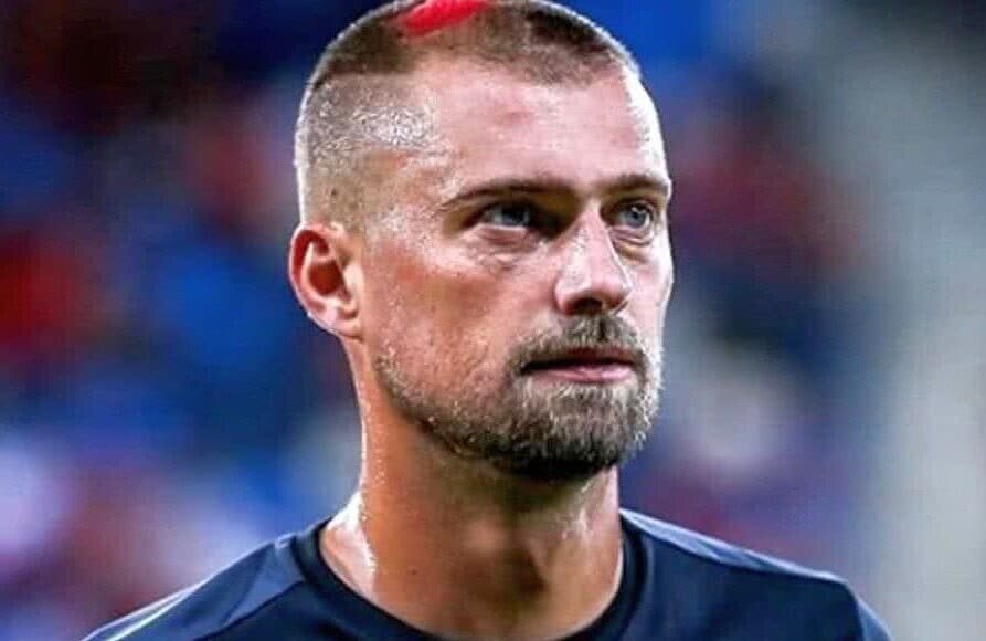 Fotbalistii din Liga 1 cer suspendarea meciurilor