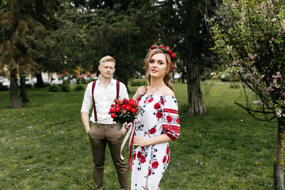 Cum să încorporez elemente culturale în ținutele de zi cu zi
