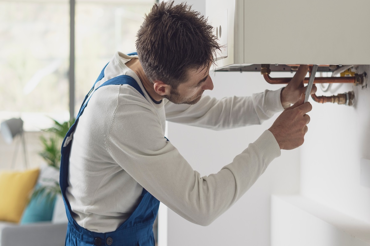 5 SFATURI utile pentru pregătirea locuinței înainte de sezonul rece