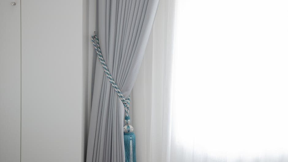 Cum alegi sistemele de prindere potrivite pentru decorarea ferestrelor
