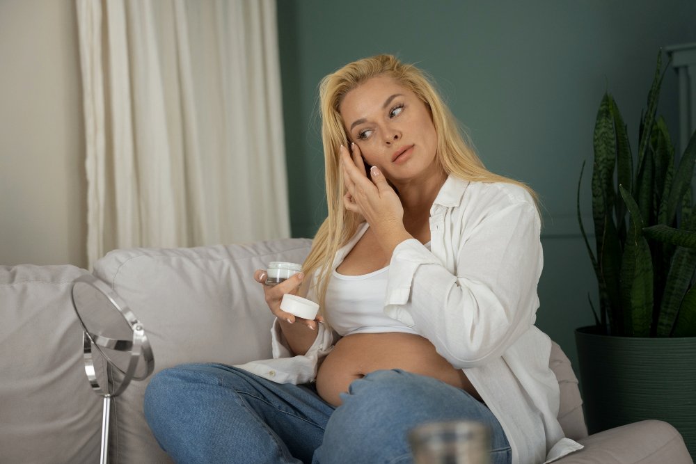 Serul cu vitamina C: cum îl alegi, cum îl folosești și cum îl păstrezi